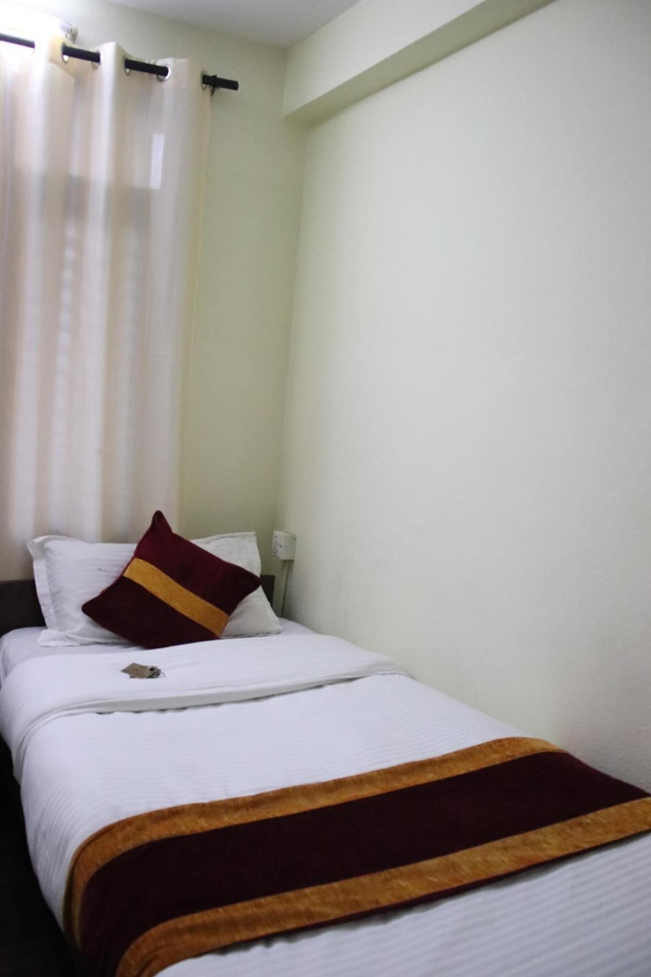 Holy Land Hotel Nepal Катманду Экстерьер фото