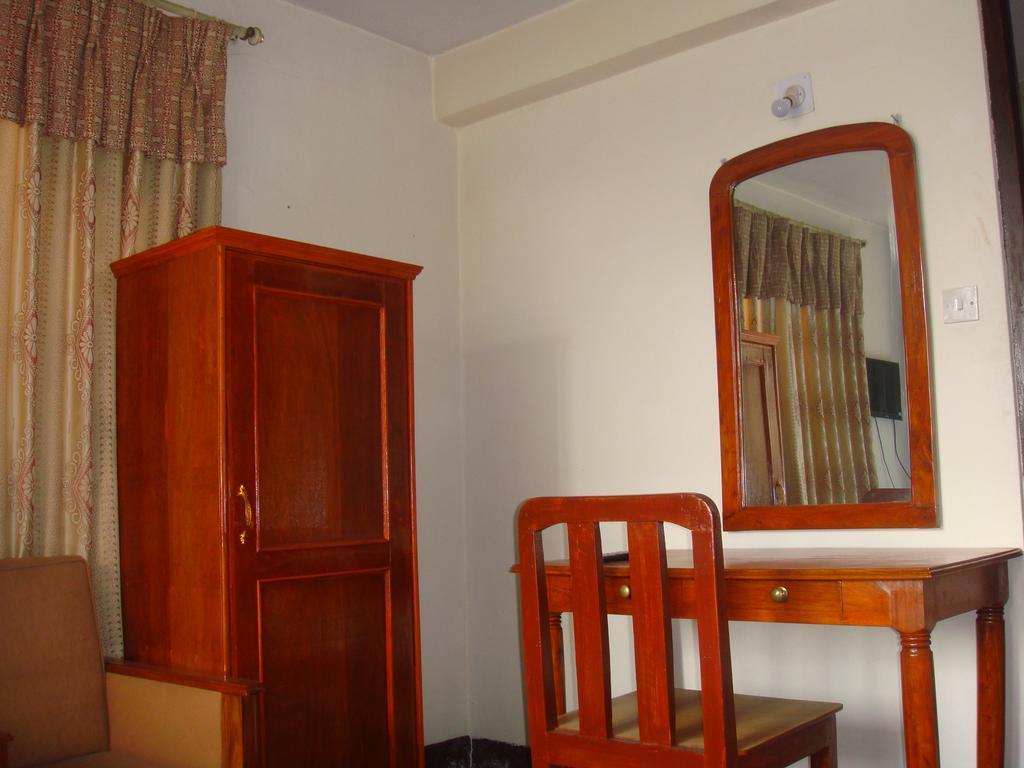 Holy Land Hotel Nepal Катманду Экстерьер фото